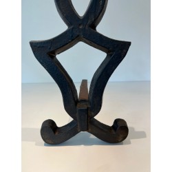 Paire de Chenets en Fonte à Silhouette Figurative Anthropomorphe, de Raymond Subes