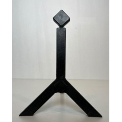 Paire de Chenets Modernistes en Fer Noir à Finiales en Losange et Bases Angulaires