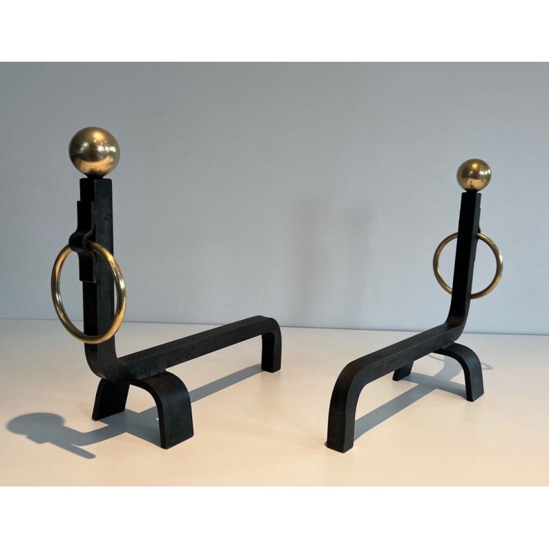 Paire de Chenets en Fer Forgé et Laiton Poli à Finiales en Boule et Anneau, dans le Goût de Jacques Adnet
