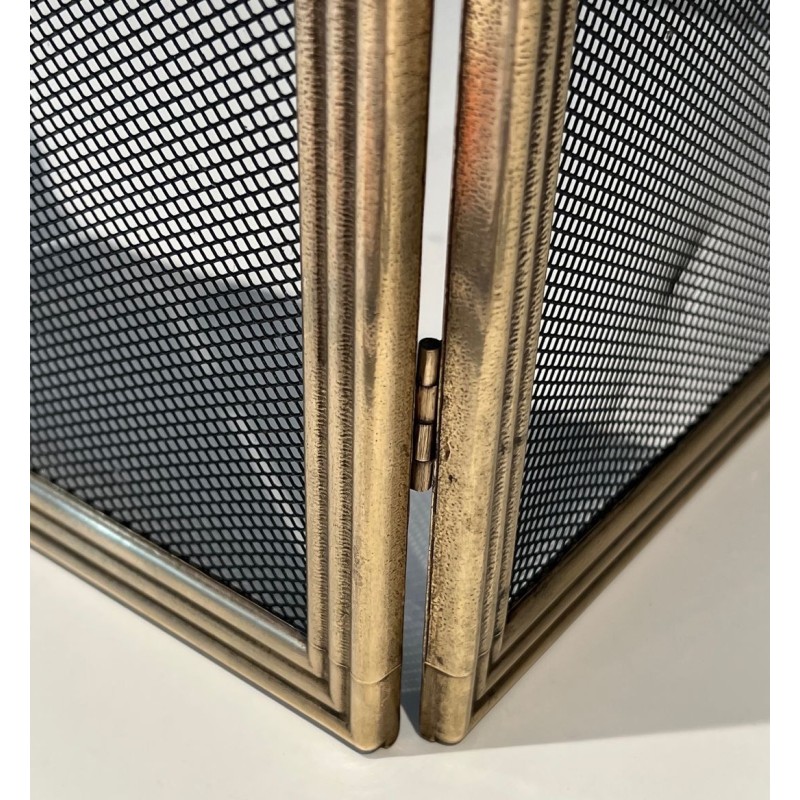 Neoclassical Style Four-Panel Brass and Steel Mesh Fireplace Screen with Scalloped Crest Rails. France. Circa 1970.