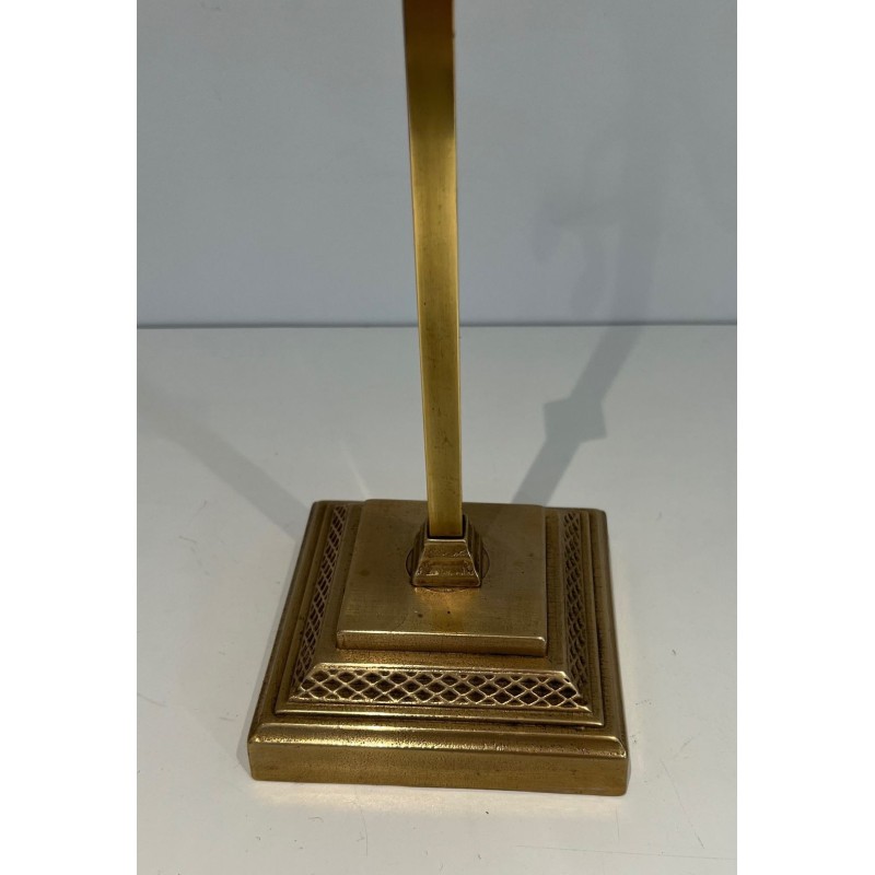 Nécessaire de Feu de Style Néoclassique en Bronze et Laiton Finement Ciselé à Boules Ajoureés. France. Vers 1930.