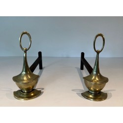 Paire de Chenets en Bronze de Style Néoclassique en Forme de Lampe à Huile à Anneau. Angleterre. Vers 1960.