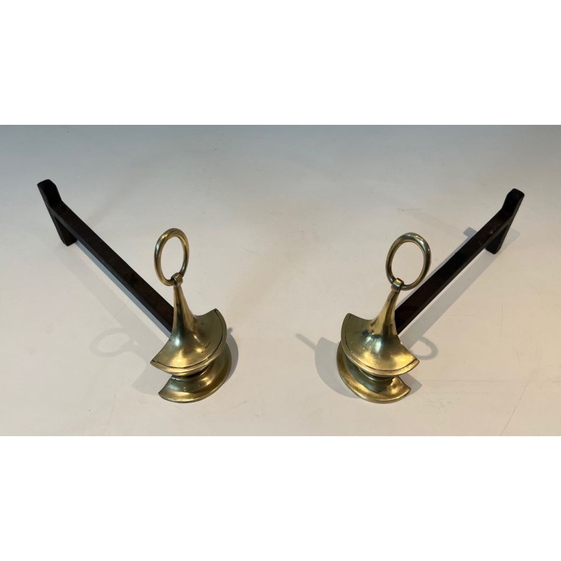 Paire de Chenets en Bronze de Style Néoclassique en Forme de Lampe à Huile à Anneau. Angleterre. Vers 1960.