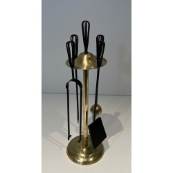 Design Fireplace Companion Set in Black Lacquered Metal and Polished Brass. France. Circa 1970.