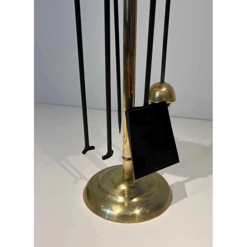 Design Fireplace Companion Set in Black Lacquered Metal and Polished Brass. France. Circa 1970.