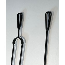 Nécessaire de Feu Design en Métal Laqué Noir et Laiton Poli. France. Vers 1970.