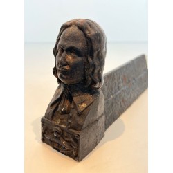 Paire de Chenets en Fonte à l’Effigie de Beethoven. France. Vers 1900.