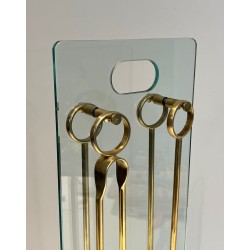 Nécessaire de Feu Moderniste en Verre et Laiton à Outils à Anneaux. France. Vers 1970.