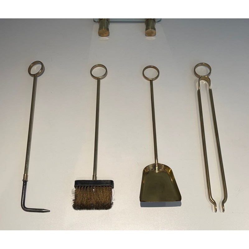 Nécessaire de Feu Moderniste en Verre et Laiton à Outils à Anneaux. France. Vers 1970.