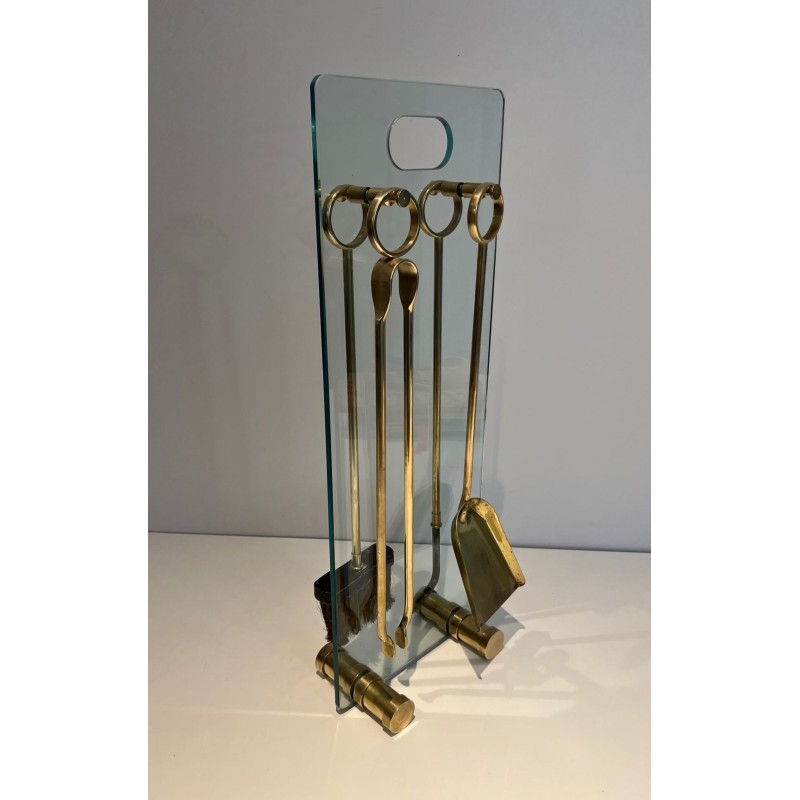 Nécessaire de Feu Moderniste en Verre et Laiton à Outils à Anneaux. France. Vers 1970.