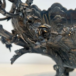 Surtout de Table Signé en Métal Argenté Ciselé à Décors Rococo, France, vers 1900