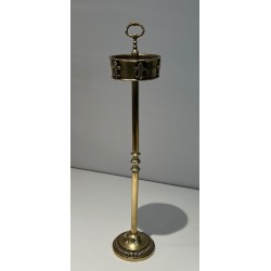 Bronze Standing Ashtray with Fleur-de-Lis Décor, France, circa 1940