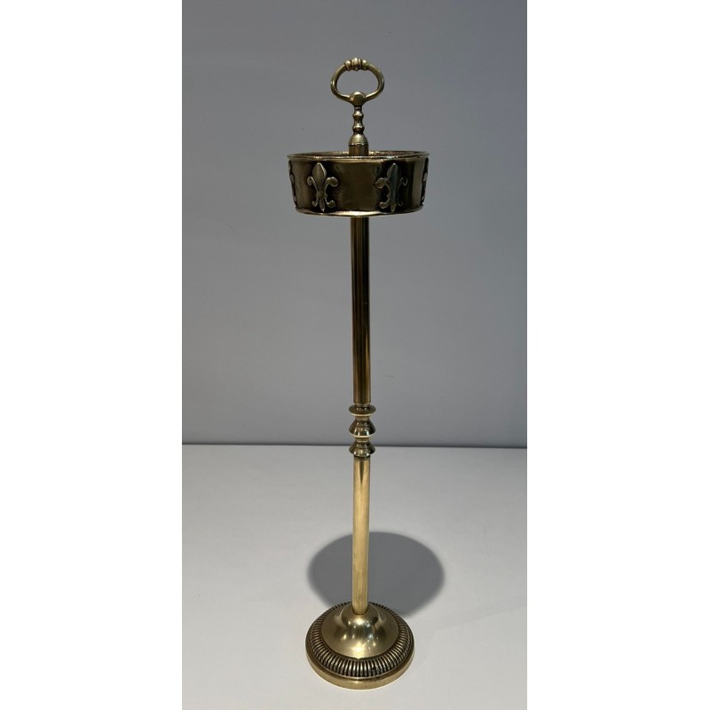 Bronze Standing Ashtray with Fleur-de-Lis Décor, France, circa 1940