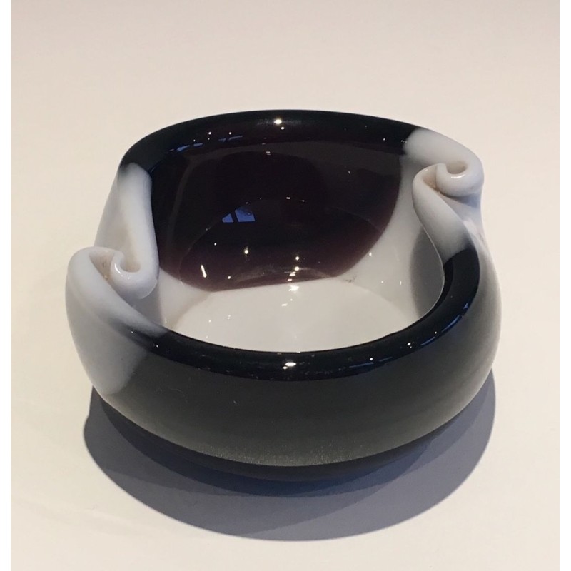 Two-Tone Black and White Glass Vide-Poche with Scroll Volutes, circa 1970
