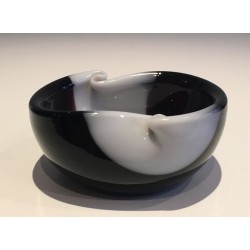 Two-Tone Black and White Glass Vide-Poche with Scroll Volutes, circa 1970