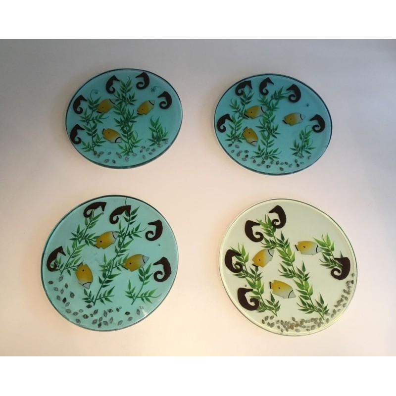 Suite de Quatre Plateaux en Résine à Inclusions Marines, vers 1970