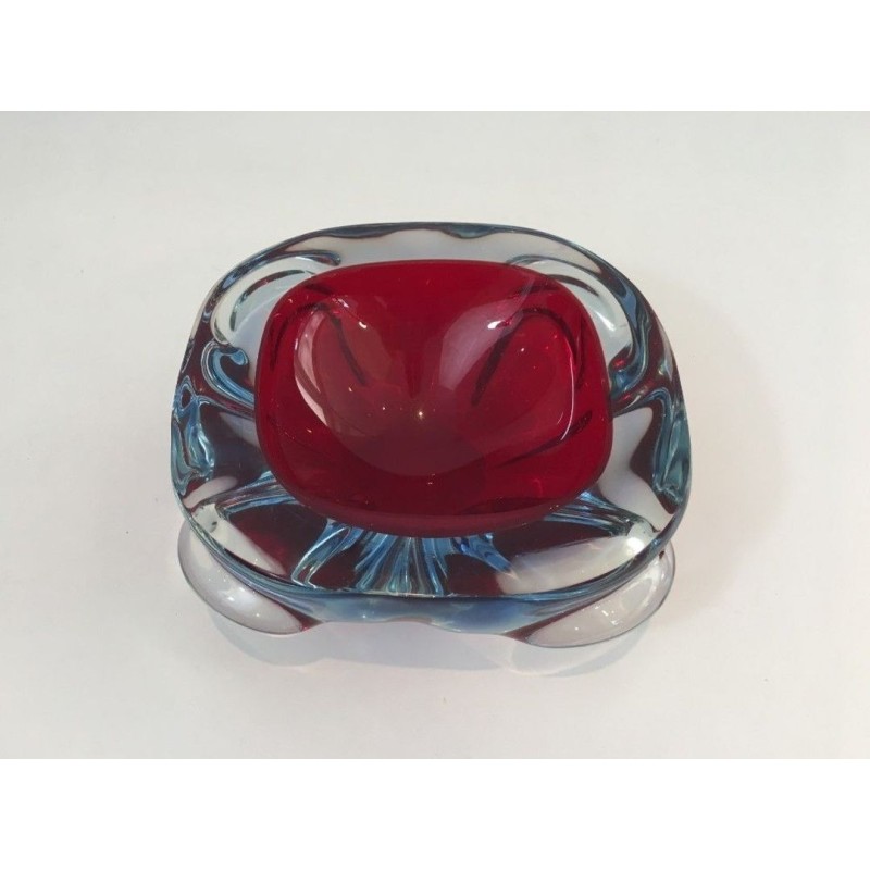 Cendrier en Cristal Bicolore Rouge Rubis et Bleu Glacé — Vers 1970