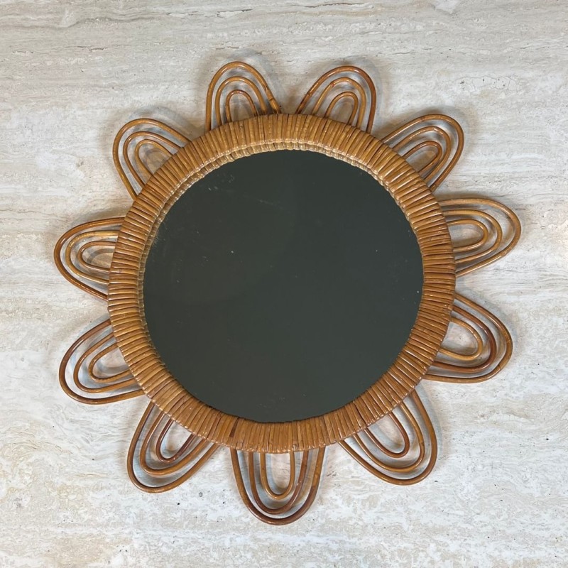 Miroir Mural en Rotin Bouclé en Forme de Fleur — Travail Français, Vers 1970
