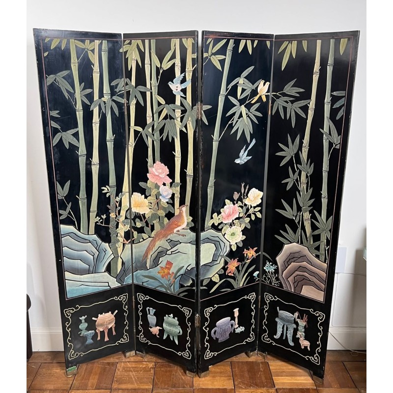 Paravent Quatre Panneaux en Laque Noire à Décors d'Oiseaux, Bambous et Fleurs — Travail Chinois, Vers 1950