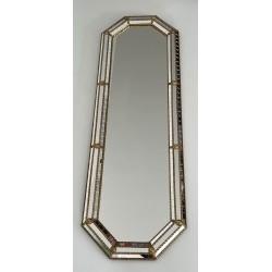 Grand Miroir Octogonal à Multiples Facettes et Guirlandes de Laiton — Travail Français, Vers 1970