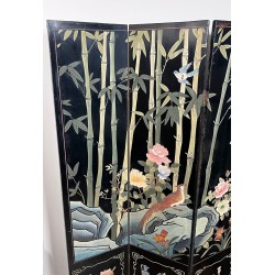 Paravent Quatre Panneaux en Laque Noire à Décors d'Oiseaux, Bambous et Fleurs — Travail Chinois, Vers 1950