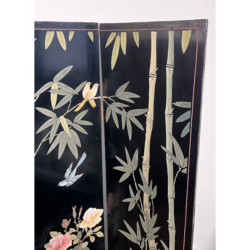 Paravent Quatre Panneaux en Laque Noire à Décors d'Oiseaux, Bambous et Fleurs — Travail Chinois, Vers 1950
