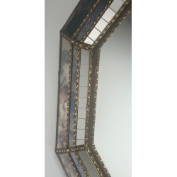 Grand Miroir Multi-Facettes aux Guirlandes de Laiton — Travail Français, Vers 1970