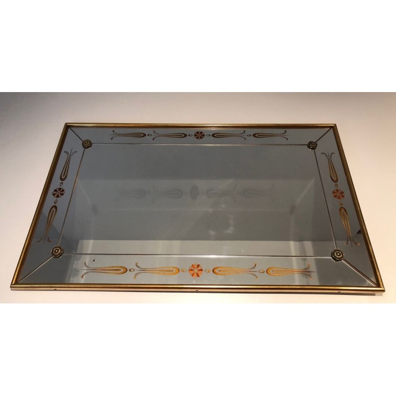 Grand Miroir Gravé de Décors Néoclassiques Dorés et Rouges — Travail Français, Vers 1970