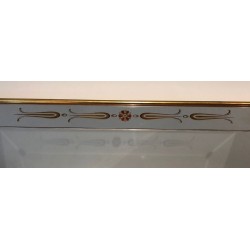 Grand Miroir Gravé de Décors Néoclassiques Dorés et Rouges — Travail Français, Vers 1970