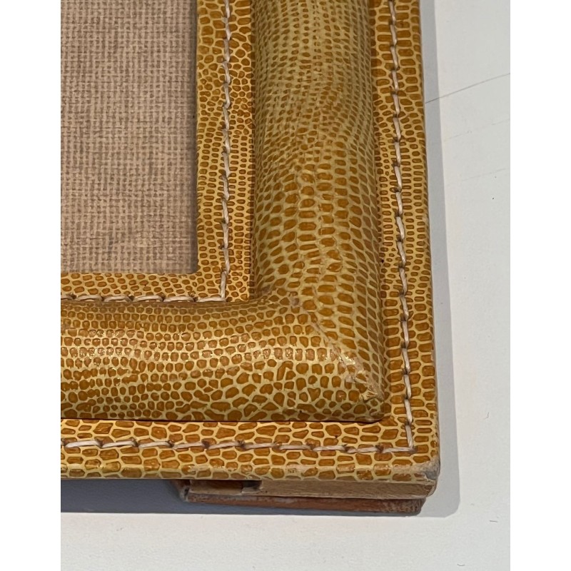 Cadre en Cuir Piqué Cellier — Travail Français, Vers 1970