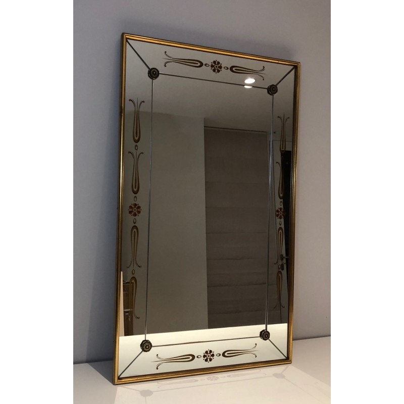 Grand Miroir Gravé de Décors Néoclassiques Dorés et Rouges — Travail Français, Vers 1970