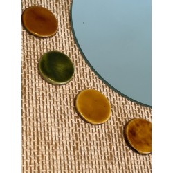 Miroir Carré en Raphia à Couronne de Disques en Céramique Vernissée