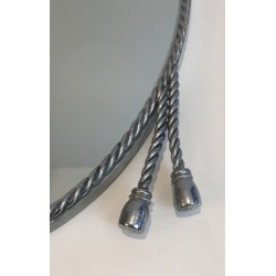 Paire de Miroirs Ovales Argentés attribués à la Maison Baguès