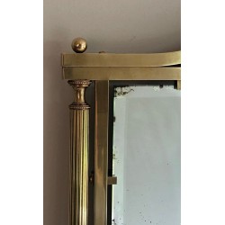 Miroir de Style Néoclassique en Laiton et Tôle Laquée à Décors De Coupe et Cols de Cygnes