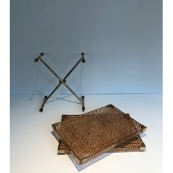 Paire de Plateaux en Plexiglass et Cannage et Un Portant Pliant