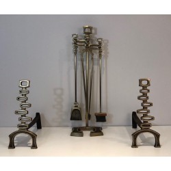 Paire de Chenets et Nécessaire de Feu Modernistes en Laiton, Travail Italien, vers 1970