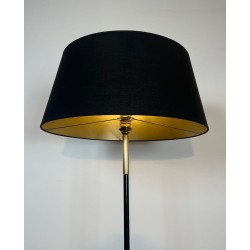 Lampadaire en Métal Laqué Noir et Laiton avec Porte-Revues, Travail Français, vers 1950