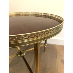 Table Basse Ronde en Laiton à Plateau en Plaquage d’Acajou, Attribuée à la Maison Jansen