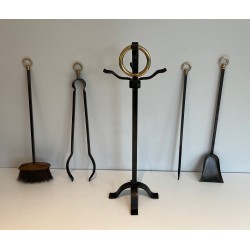 Nécessaire de Feu Moderniste en Acier, Fer Forgé et Laiton par Jacques Adnet