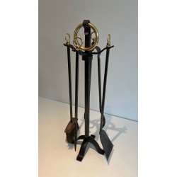 Nécessaire de Feu Moderniste en Acier, Fer Forgé et Laiton par Jacques Adnet