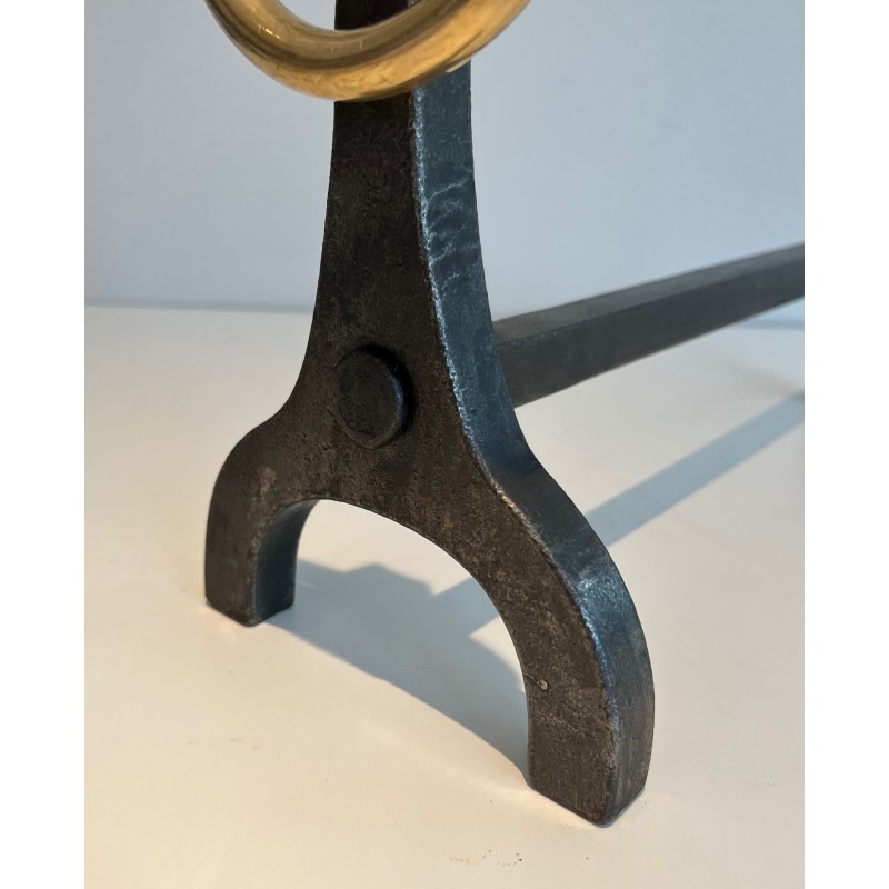 Paire de Chenets Modernistes en Acier, Fer Forgé et Laiton par Jacques Adnet