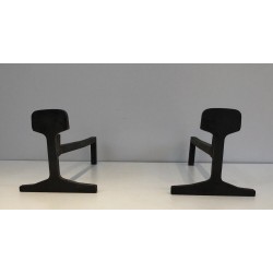 Paire de Chenets Modernistes en Fonte et Fer Forgé