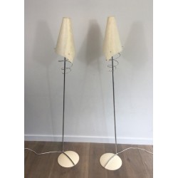 Paire de Lampadaires Design en Chrome, Métal Laqué Blanc et Abat-Jours en Plastique