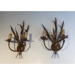 Paire d'Appliques de Style  Coco Channel en Métal Doré aux Epis de Blé