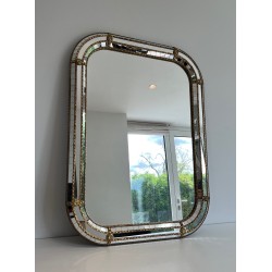 Miroir constitué de Miroirs Multi-Facettes et Guirlandes de Laiton