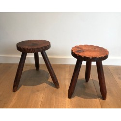 Paire de Tabourets Brutalistes en Sapin, Travail Français, vers 1950 | Maison BARROIS