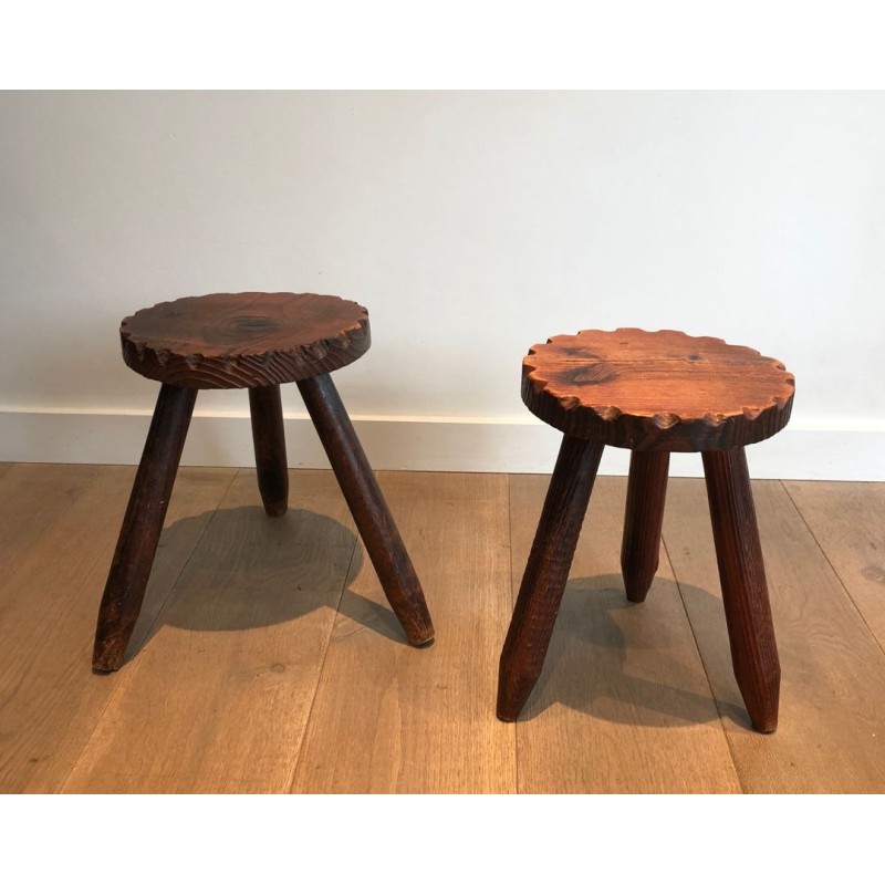 Paire de Tabourets Brutalistes en Sapin, Travail Français, vers 1950 | Maison BARROIS