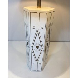 Neoclassical Style White Lacquered Tôle Table Lamp with Gilt Decorations, French Work, Circa 1970