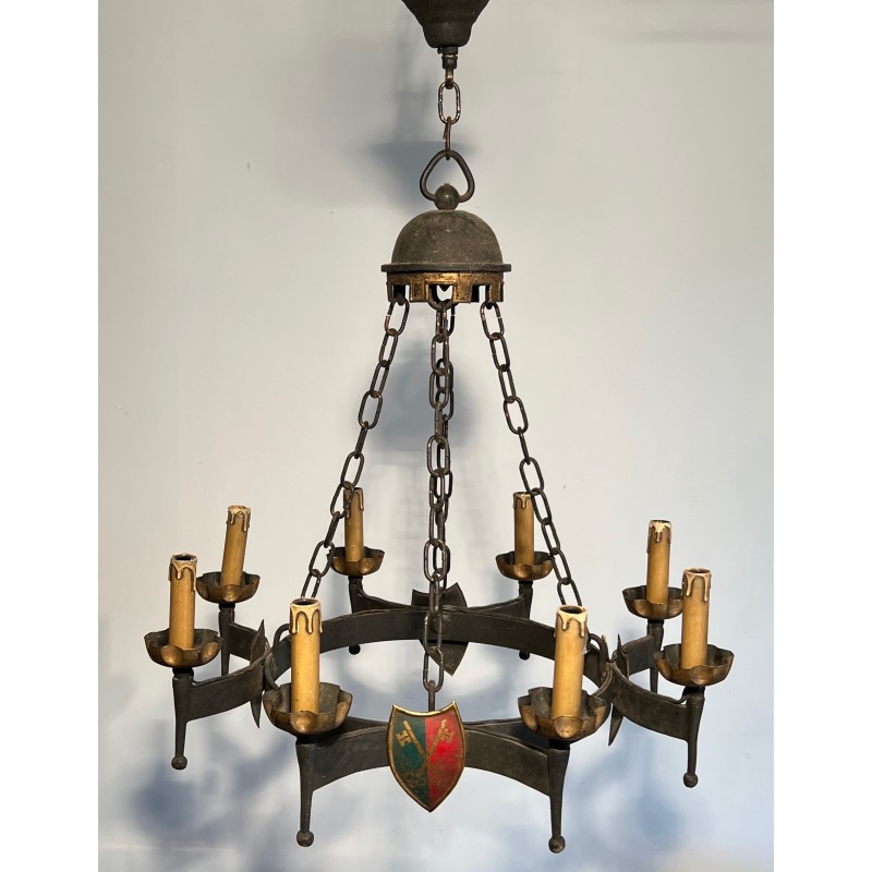 Lustre en Fer Forgé de Style Gothique à Huit Bras de Lumière et Blasons, Travail Français, Vers 1950