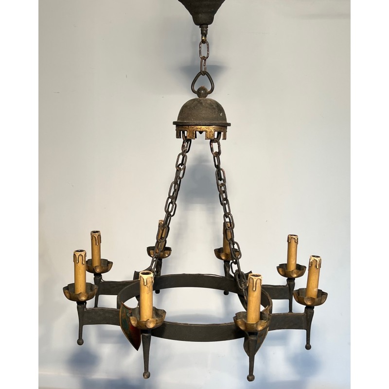 Lustre en Fer Forgé de Style Gothique à Huit Bras de Lumière et Blasons, Travail Français, Vers 1950